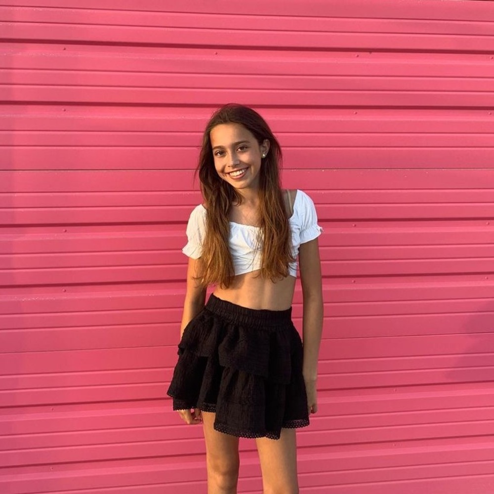 Meet your Posher, Chloe